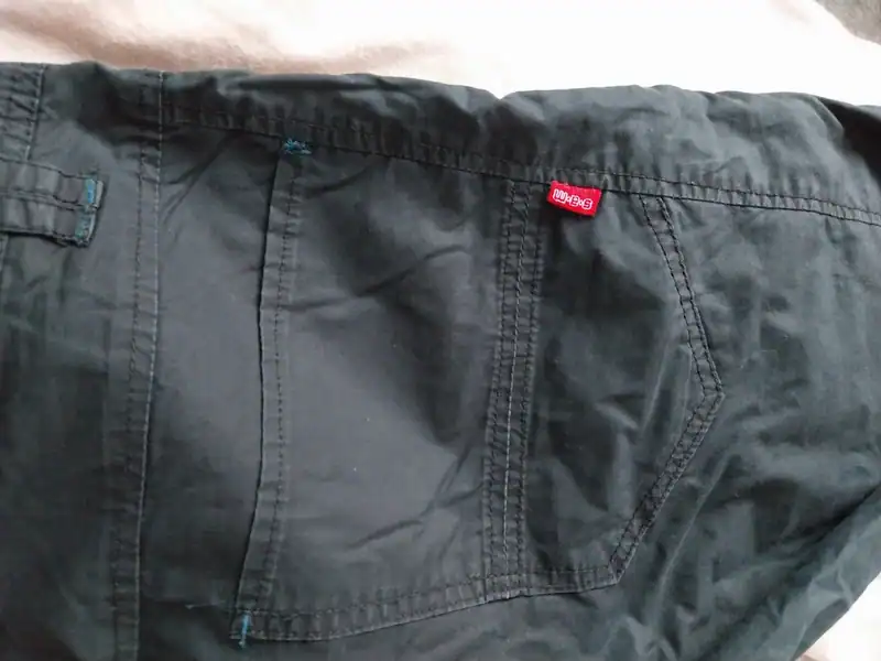 Černé kalhoty značky SAM s podšívkou, velikost S / 36 / 8.