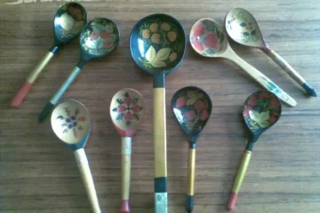 dřevěné lžíce,