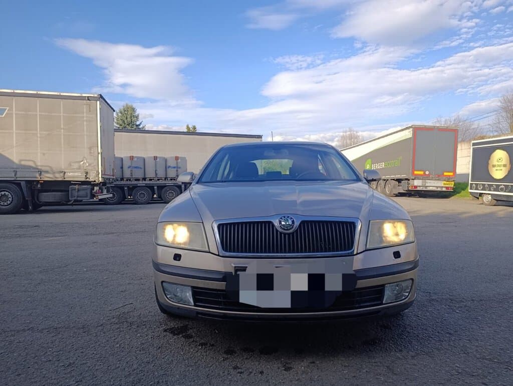 Škoda na prodej v bazaru, ideální nabídka pro zájemce o spolehlivý vůz.