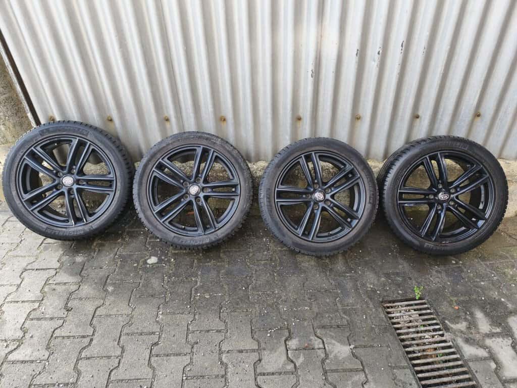 Bazar, nabídka, prodej, nabízím, prodám hliníková kola na auto.