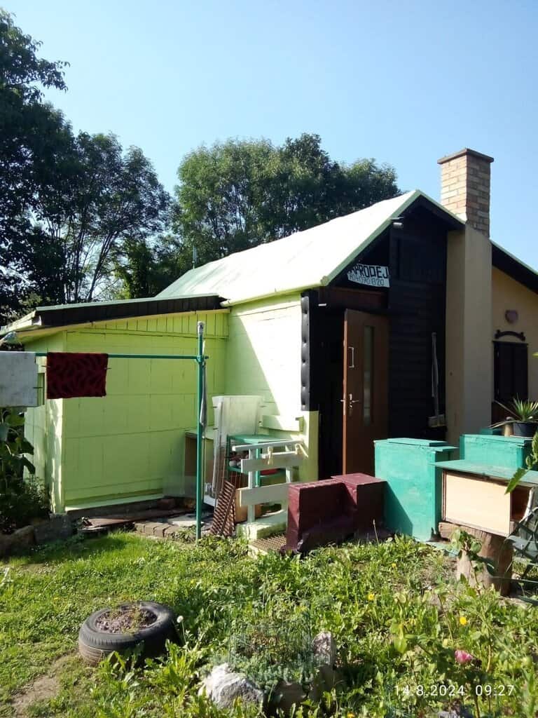 Bazar, nabídka, prodej, nabízím, prodám dřevěný domek na zahradu nebo k rekreaci.