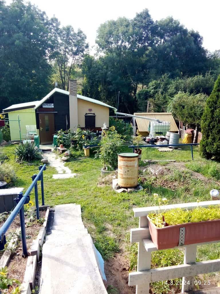 Bazar, nabídka, prodej, nabízím, prodám zahradní domek.