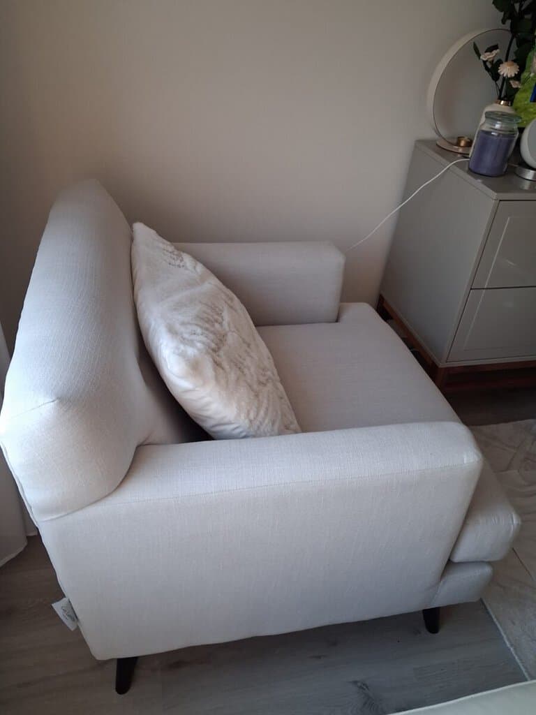 Bazar, nabídka pohodlné pohovky, prodej, nabízím, prodám.