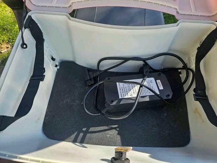 Bazar, nabídka, prodej, nabízím elektrický motor pro lodě.