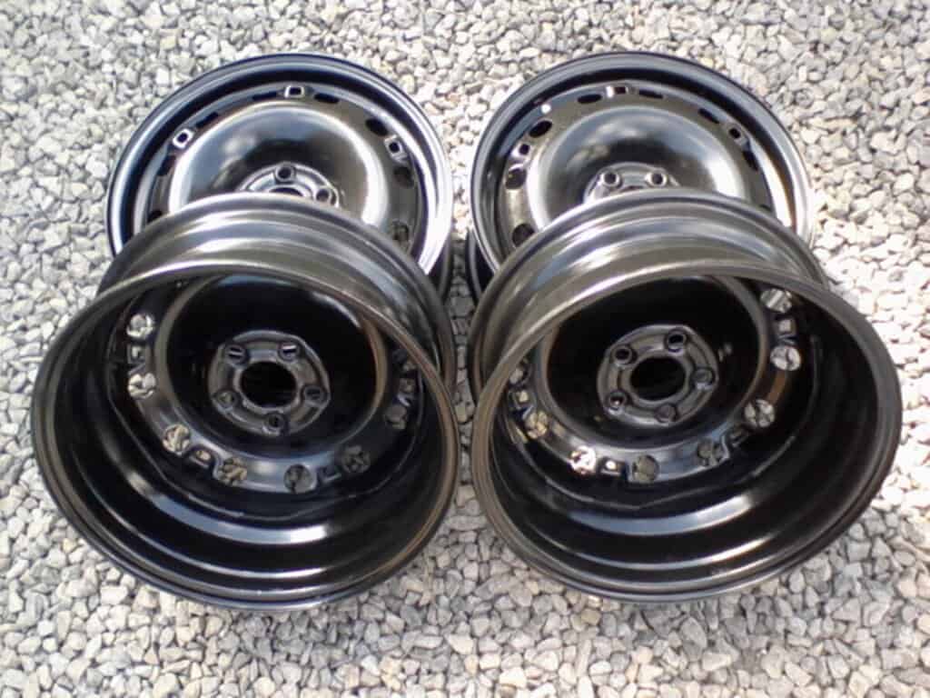 Bazar, nabídka, prodej, nabízím, prodám hliníková kola.