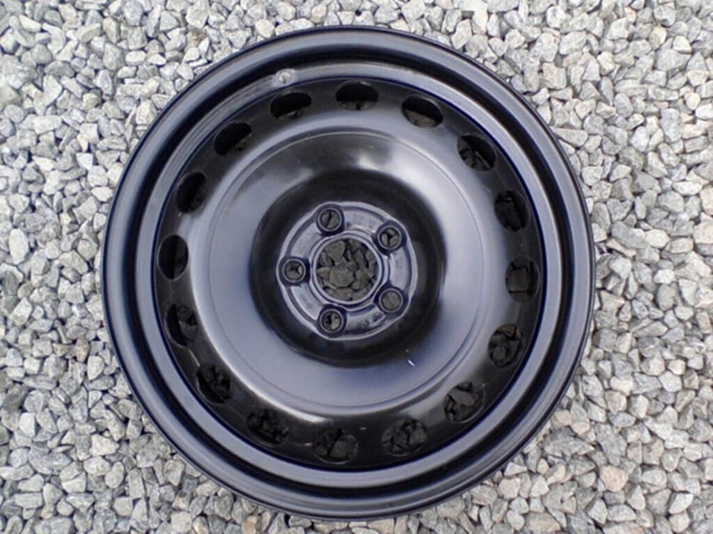 Bazar, nabídka, prodej, nabízím, prodám hliníkové kola na auto.