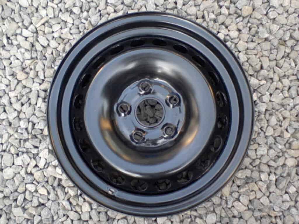 Bazar, nabídka, prodej, nabízím, prodám hliníková kola na auto.