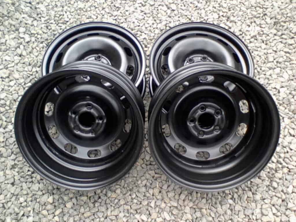 Bazar, nabídka, prodej, nabízím, prodám hliníkové disky na auto.