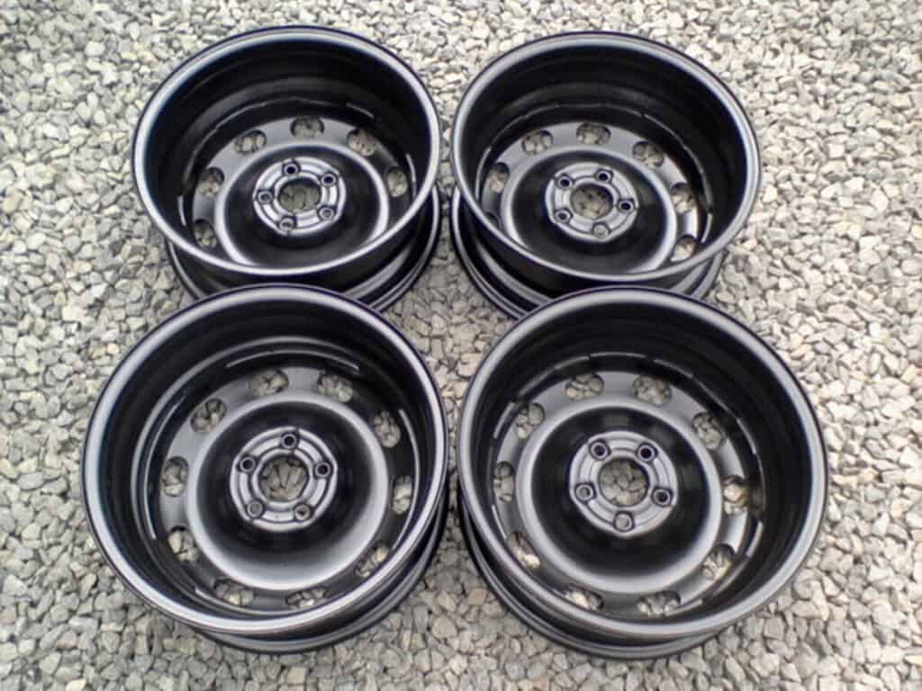 Bazar, nabídka, prodej, nabízím, prodám hliníkové disky na auto, sada 4 kusů.