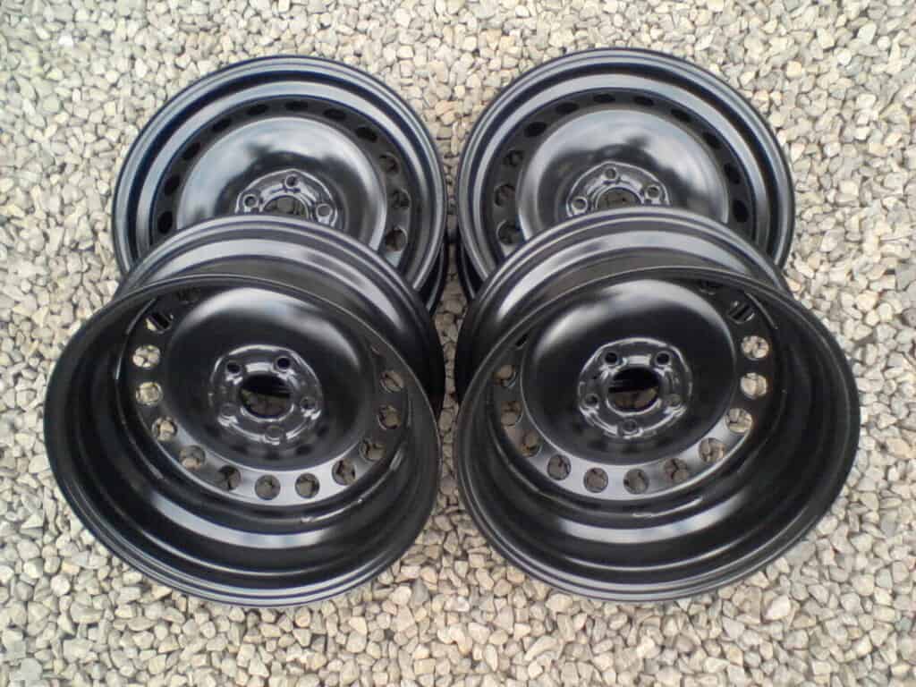 Bazar, nabídka, prodej, nabízím, prodám hliníkové disky na auto.