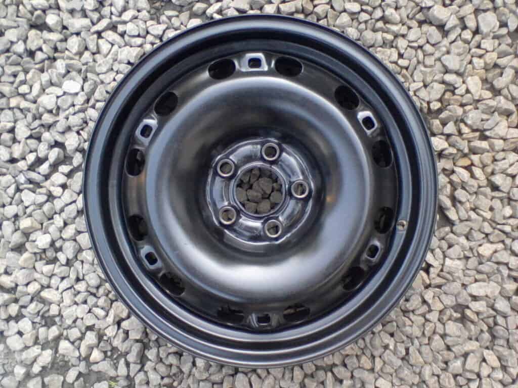 Bazar, nabídka, prodej, nabízím, prodám hliníková kola.