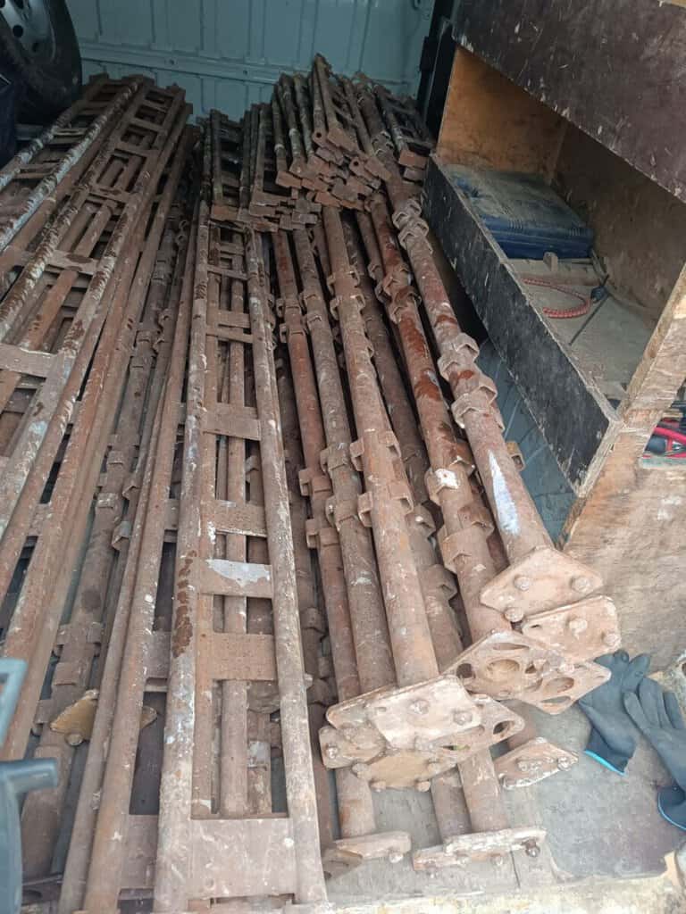 Bazar, nabídka, prodej, nabízím, prodám ocelové konstrukce a díly.