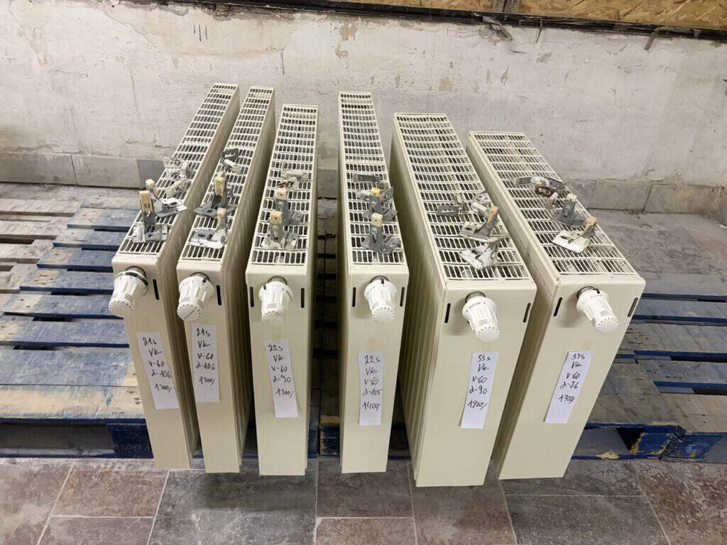 Bazar, nabídka, prodej, nabízím, prodám topná tělesa do radiátorů.