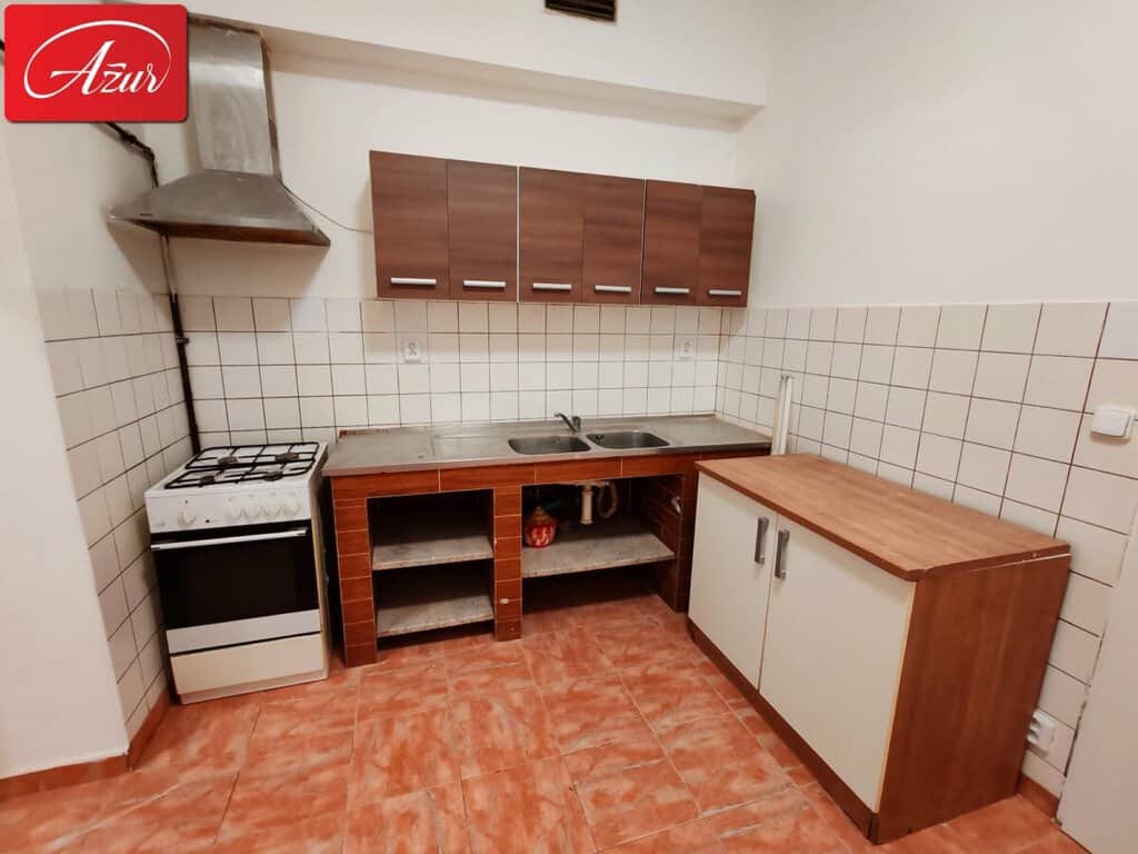 Bazar, nabídka, prodej, nabízím, prodám kuchyňskou linku.