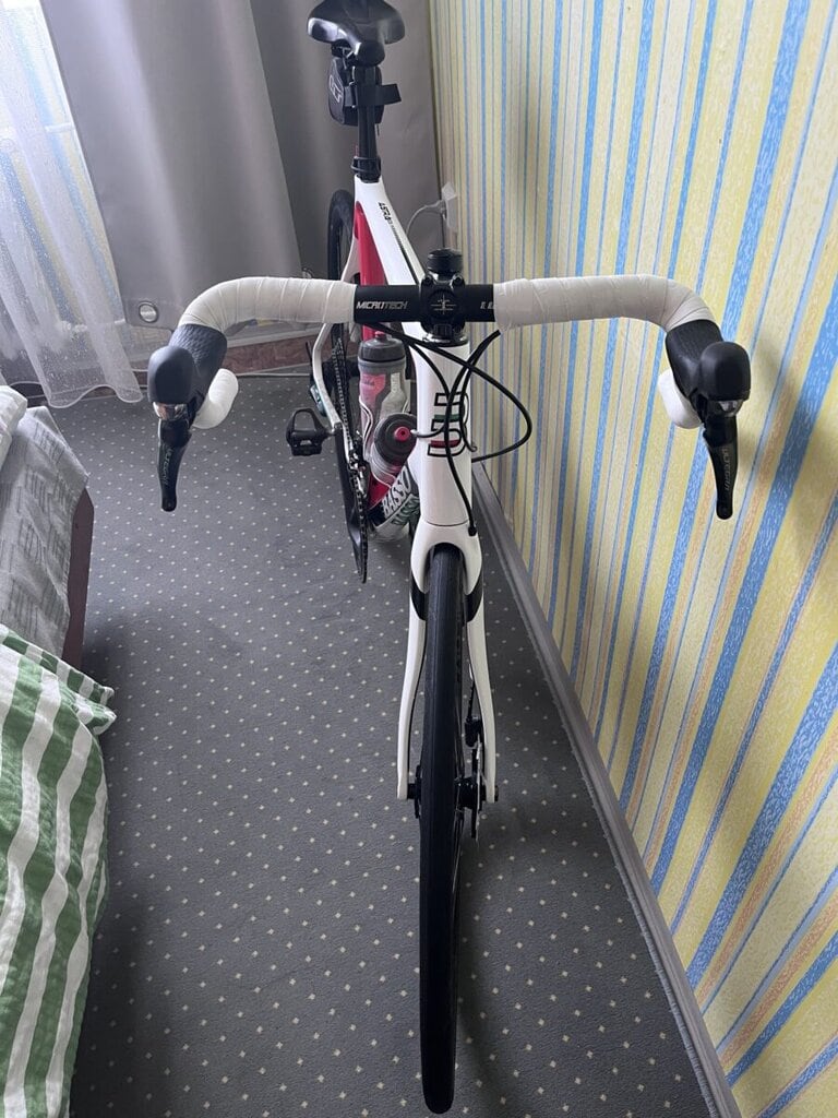 Bazar, nabídka, prodej kola, nabízím horské kolo, prodám.