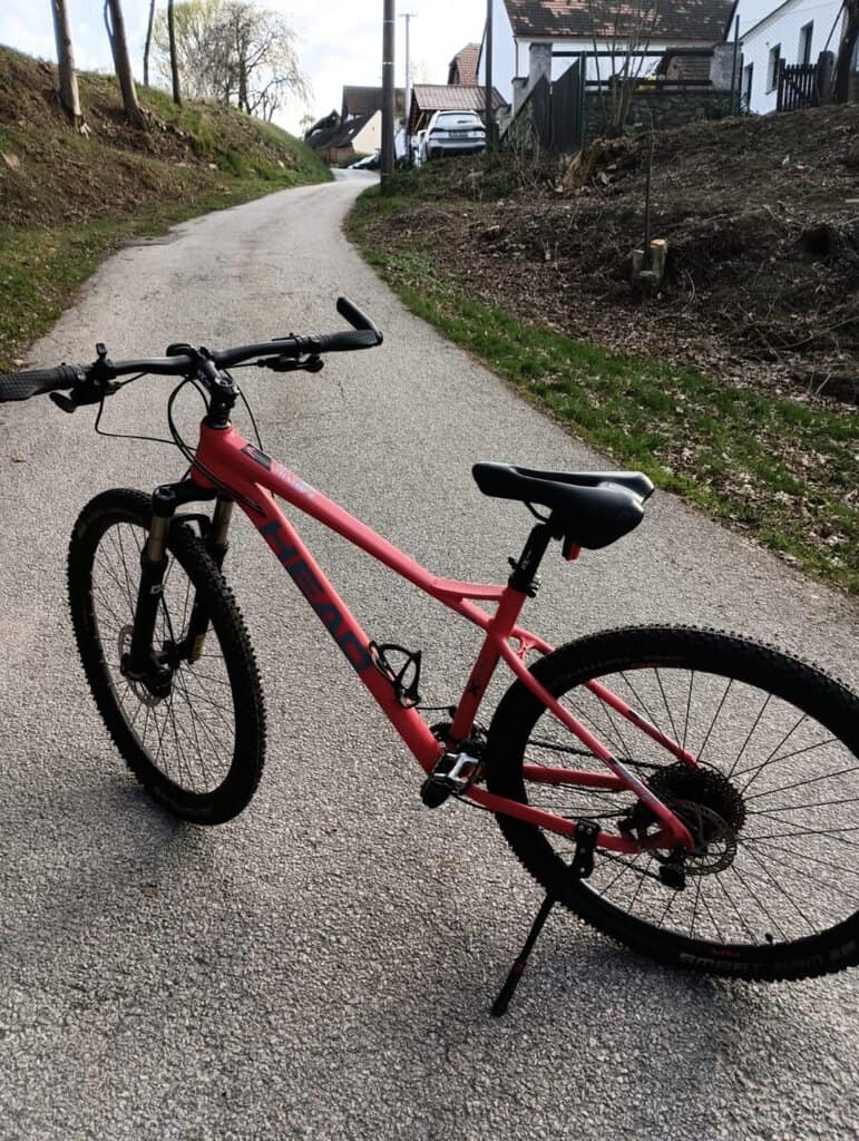 Bazar, nabídka, prodej kola, nabízím horské kolo, prodám.