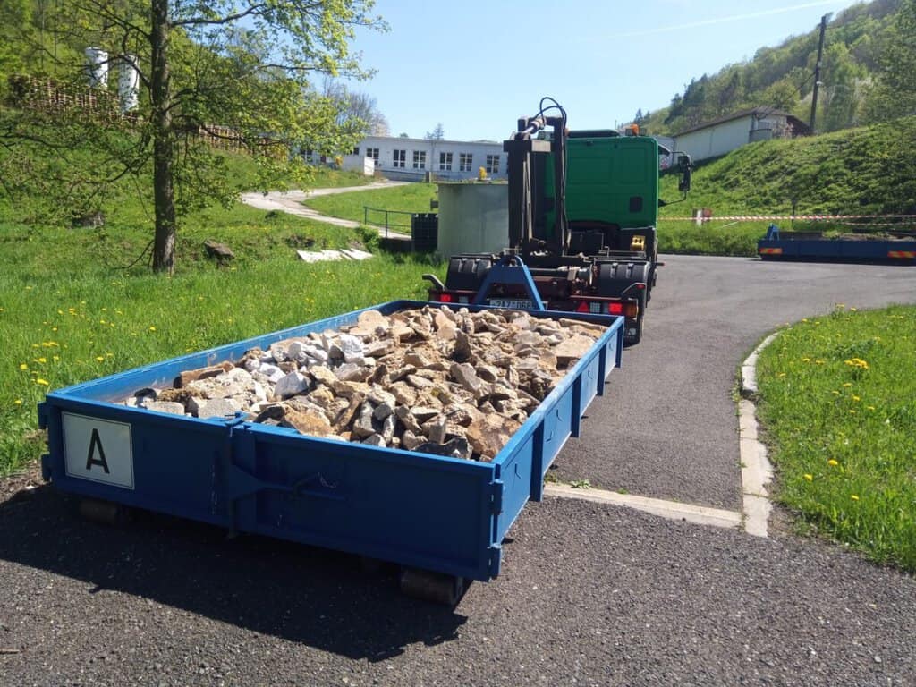 Bazar, nabídka, prodej, nabízím, prodám.