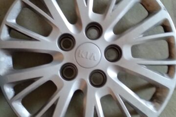 Prodám disky a kryty na auto