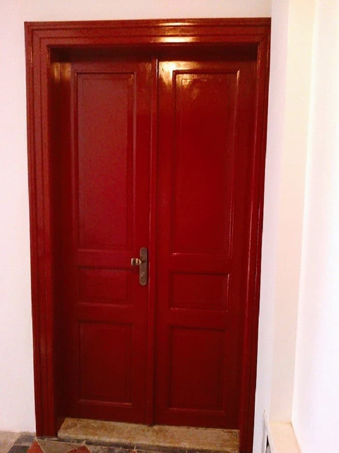 Bazar, nabídka, prodej, nabízím dveře z masivu, prodám dřevěné dveře.