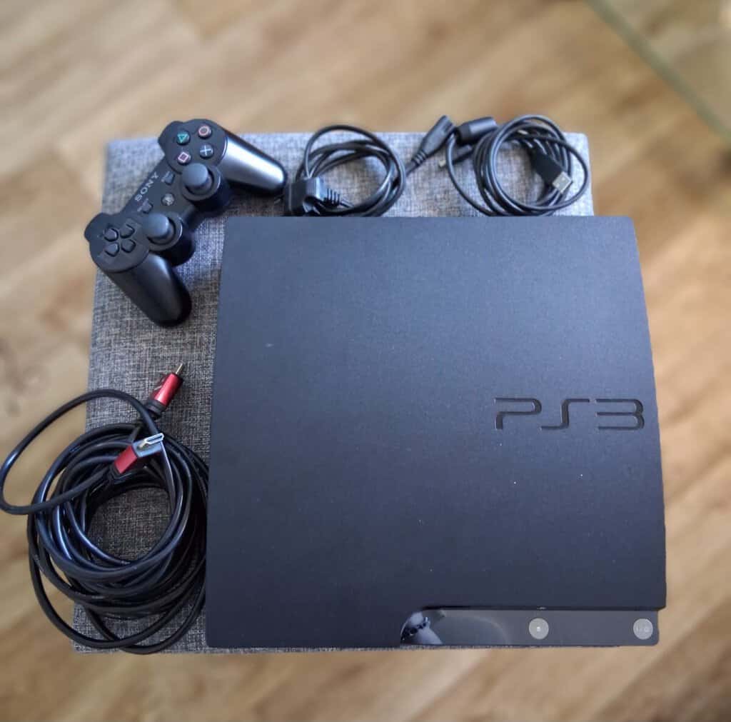 Bazar, nabídka, prodej, nabízím, prodám herní konzoli PS3.