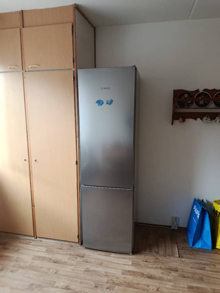 Bazar, nabídka, prodej, nabízím, prodám chladničku.